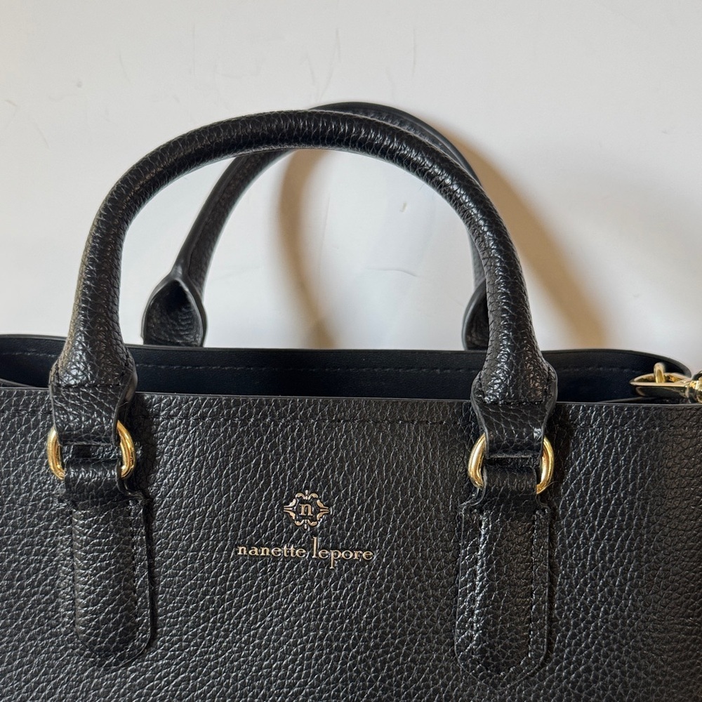 Nanette Lepore black pebbled faux leather tote handbag with a gold chain strap - Picture 2 of 10